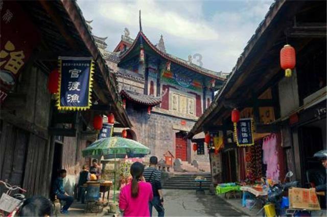 深夜灯火阑珊,历史上真的苏妲己是怎么死的?等你来解答